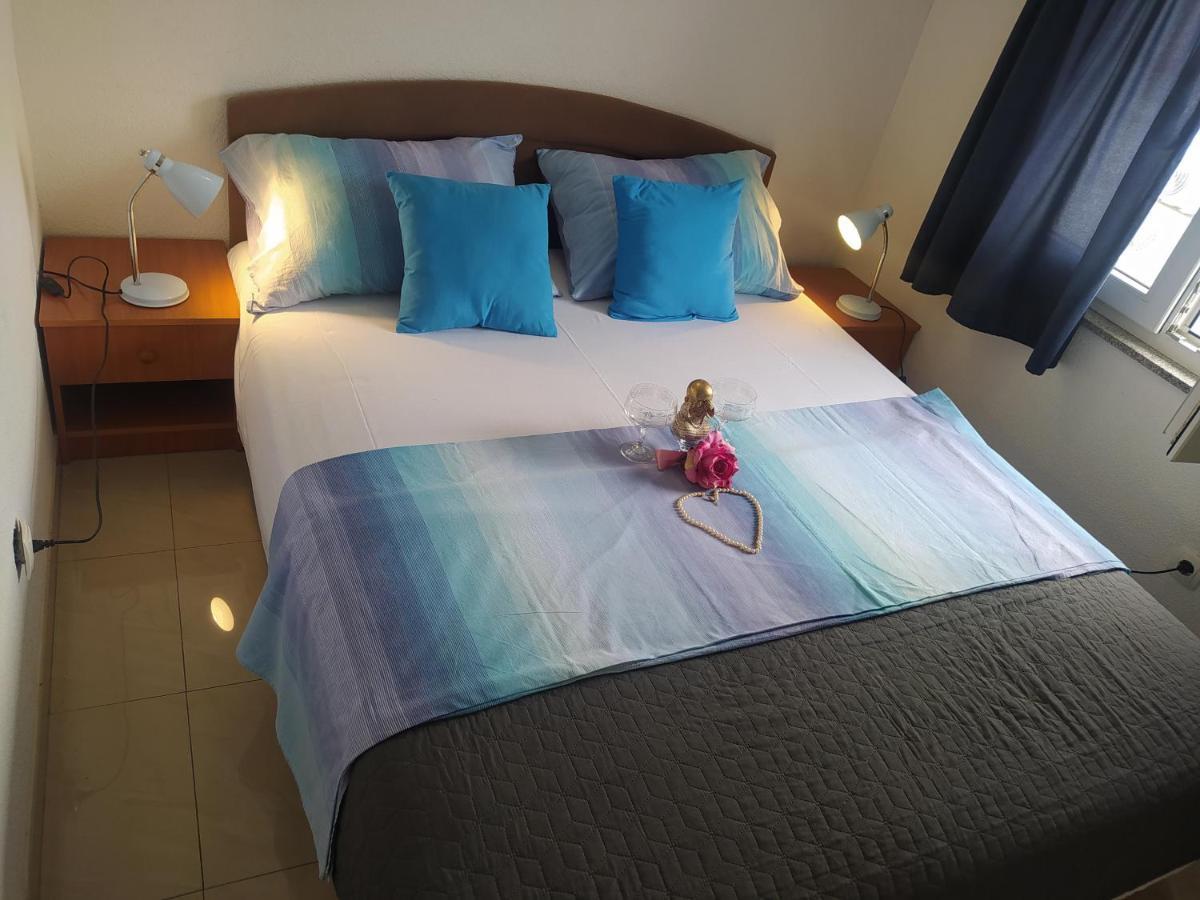 Apartmani Trubi Vodice Exterior foto