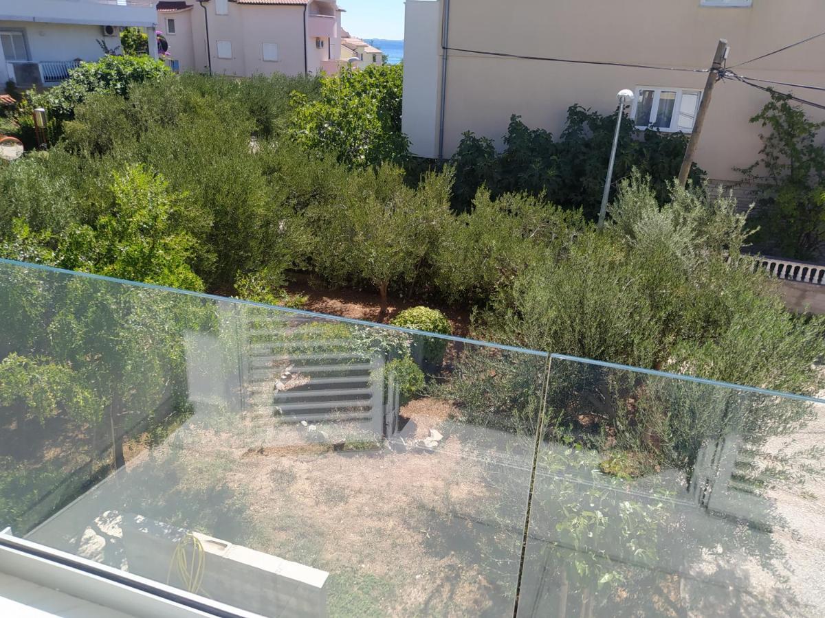 Apartmani Trubi Vodice Exterior foto