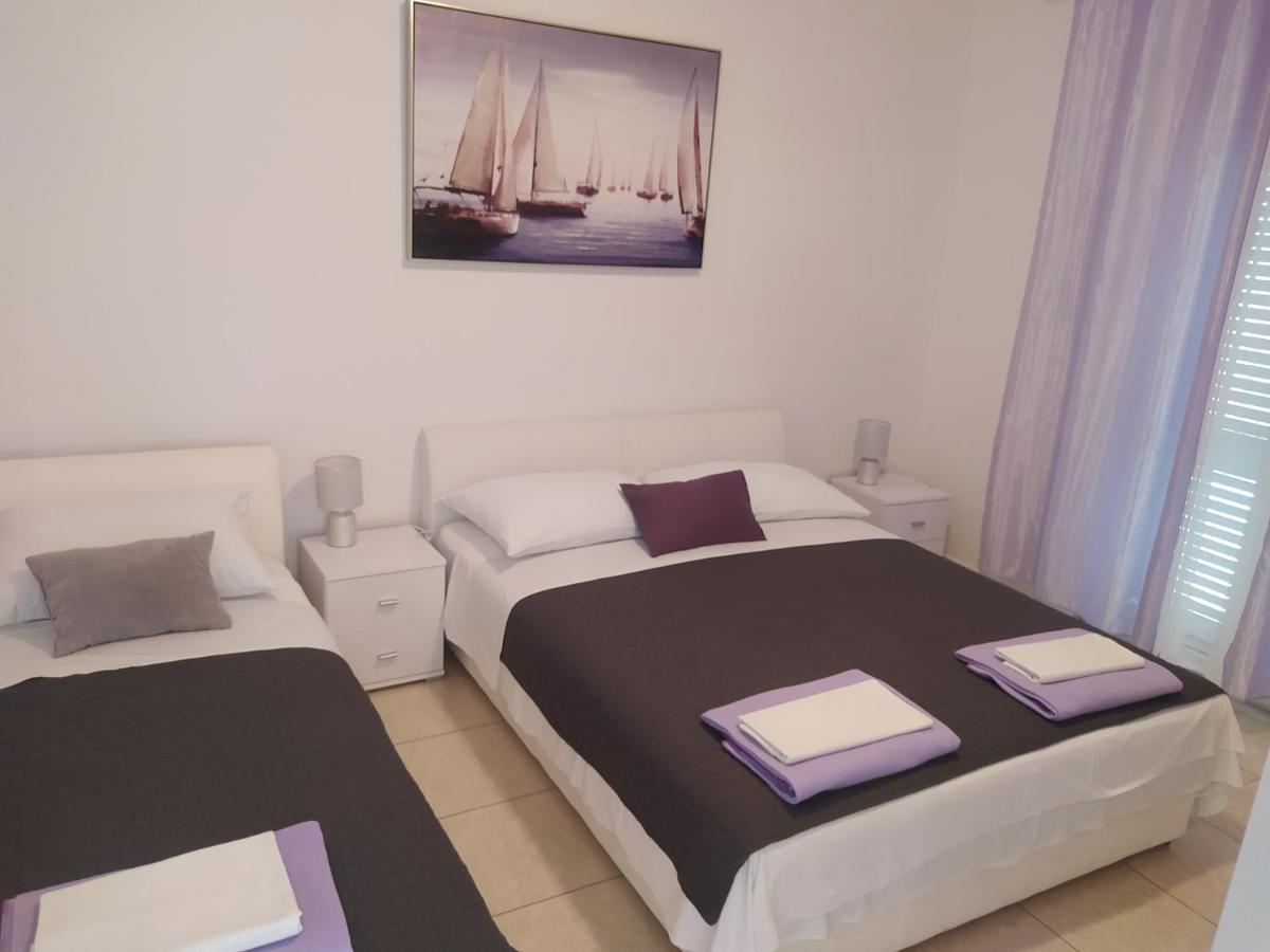 Apartmani Trubi Vodice Exterior foto