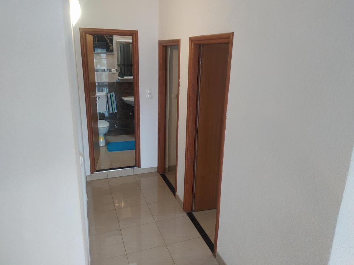 Apartmani Trubi Vodice Exterior foto