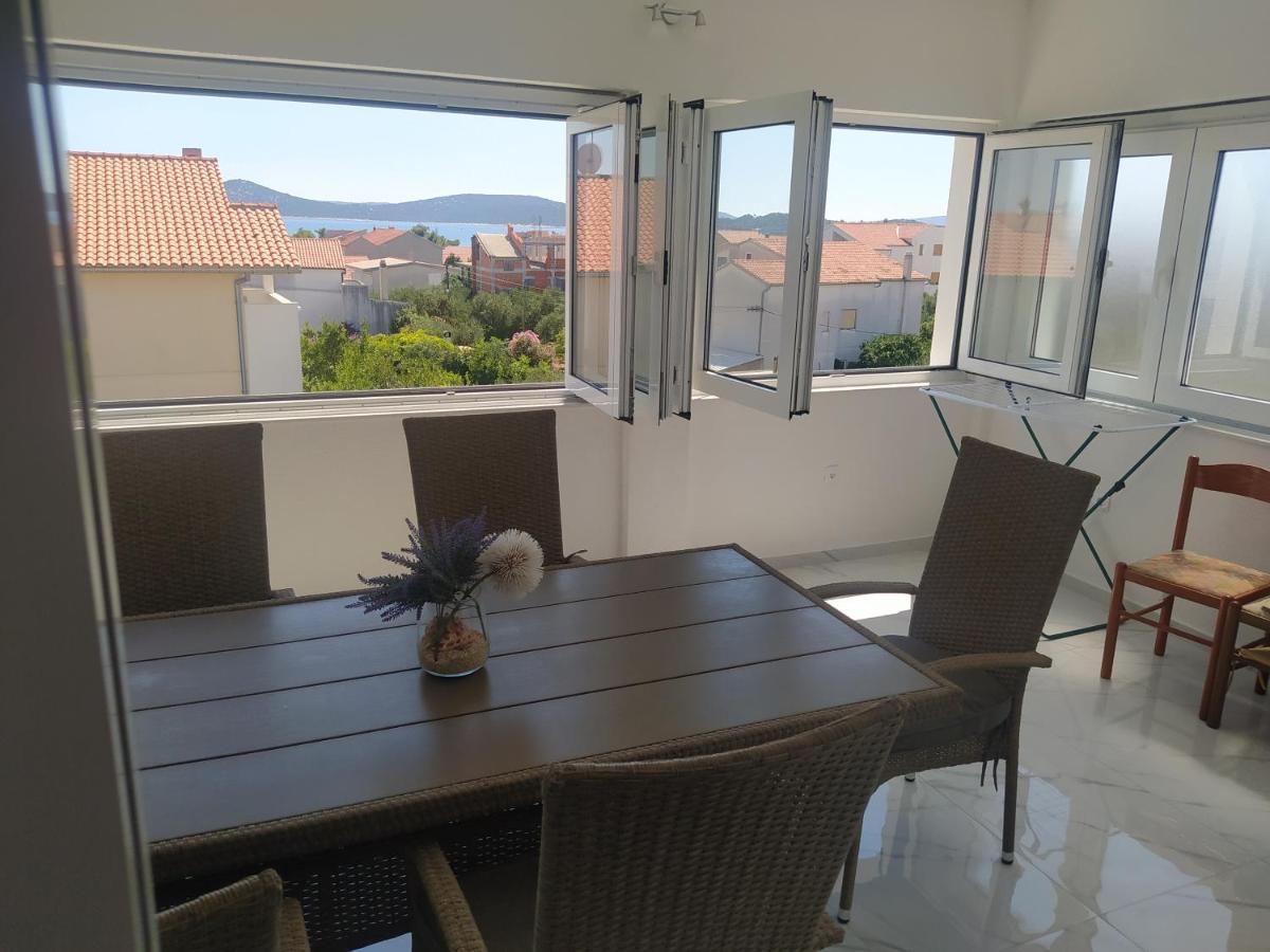 Apartmani Trubi Vodice Exterior foto