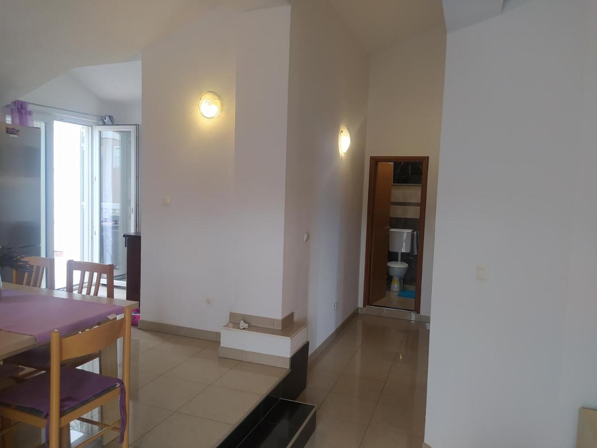 Apartmani Trubi Vodice Exterior foto
