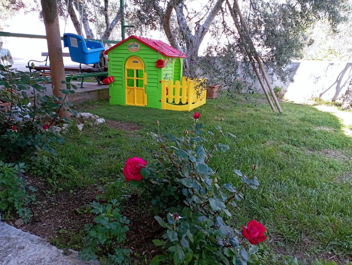 Apartmani Trubi Vodice Exterior foto